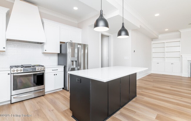 Photo - 6100 Passionflower Dr Unit 101