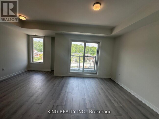 Photo - 3566 Colonial Dr