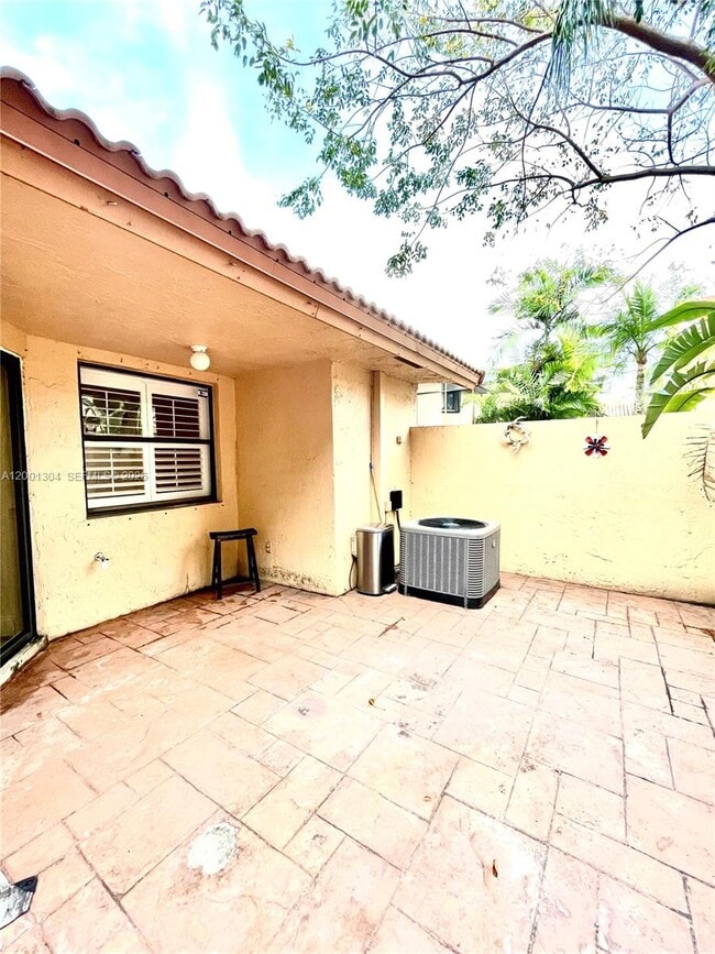 Photo - 11288 SW 9th Ct