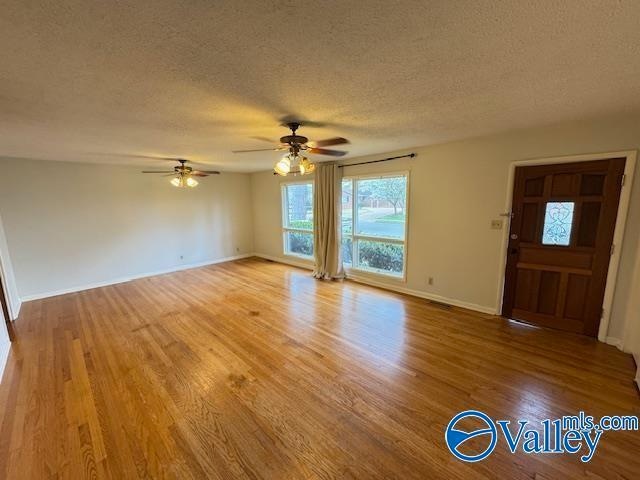 Photo - 1607 Chapman Ave NE