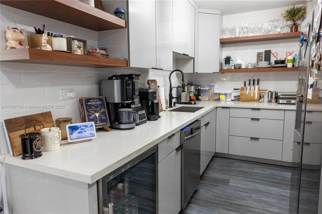 Photo - 20355 NE 34th Ct Condo Unit 221