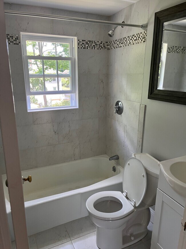 Photo - 993 Massachusetts Ave