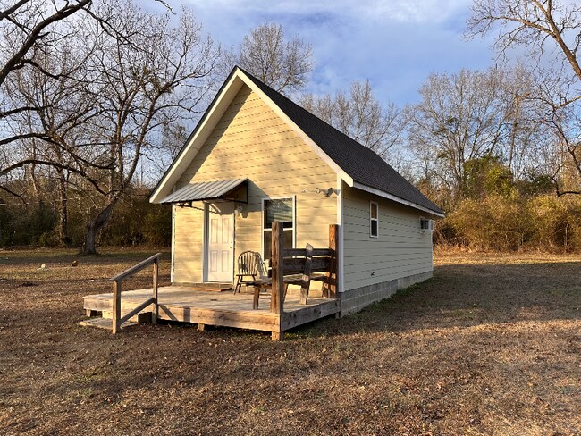 Photo - 57 Lee Road 735