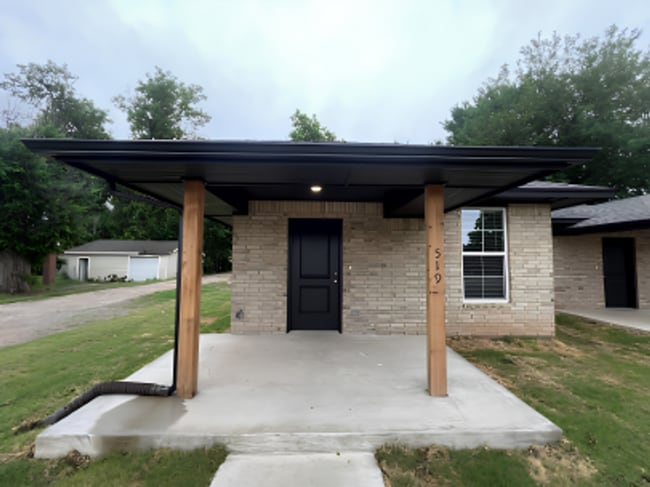 Photo - Modern 2-Bedroom Duplex with All Appliances Included – Comfort, Style & Convenience!