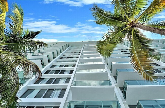 Building Photo - 1000 West Dr Unit 1419