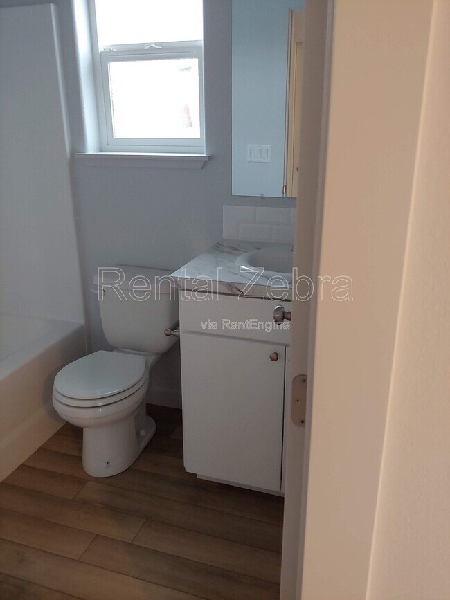 Photo - 2044 NW 11th St