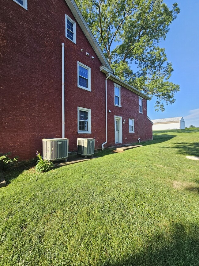 Photo - 78 Main St
