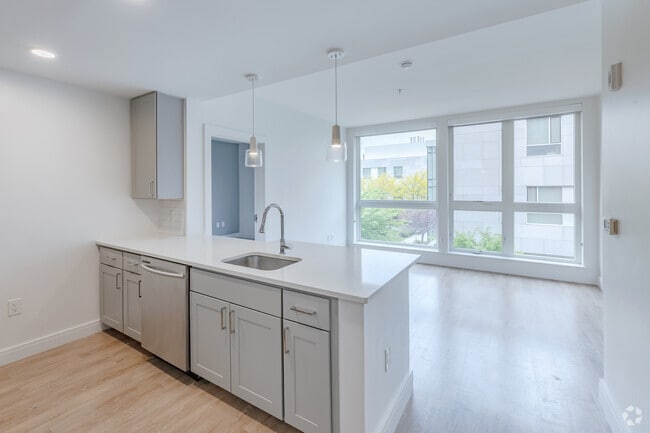 Epoch 2BR, 2BA - 816 SF - Kitchen - Chestnut Commons