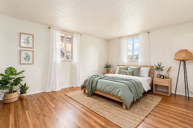 4443 Mobile Dr