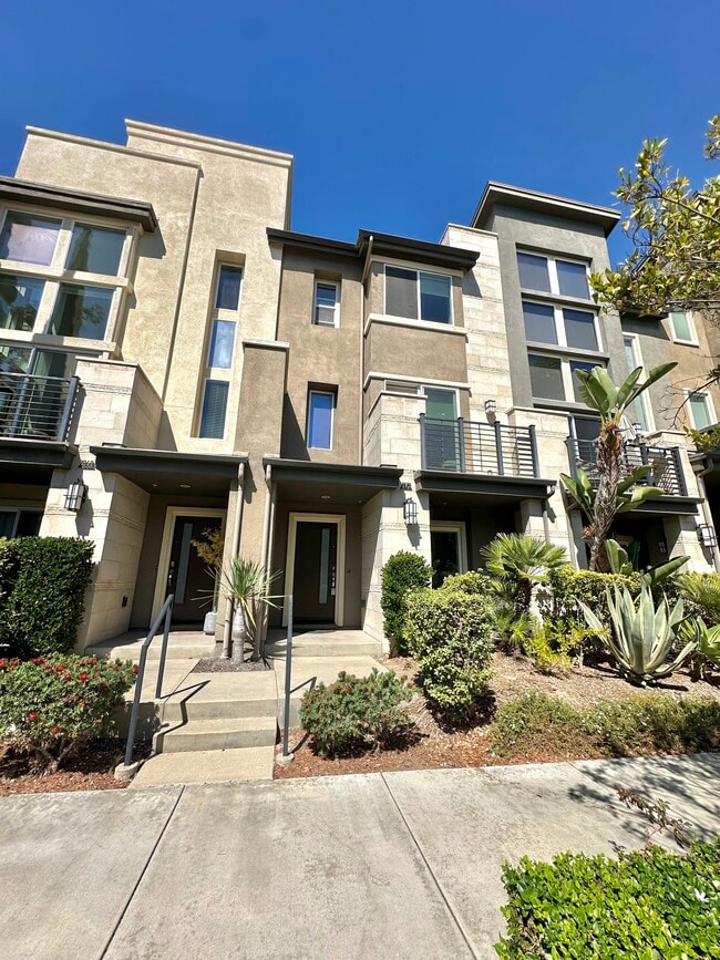 Building Photo - 7870 Civita Blvd Rental