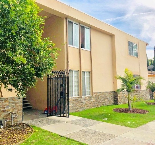 Photo - 1980 Harbor Ave