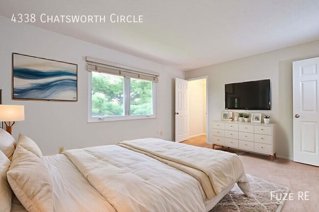 Photo - 4338 Chatsworth Cir