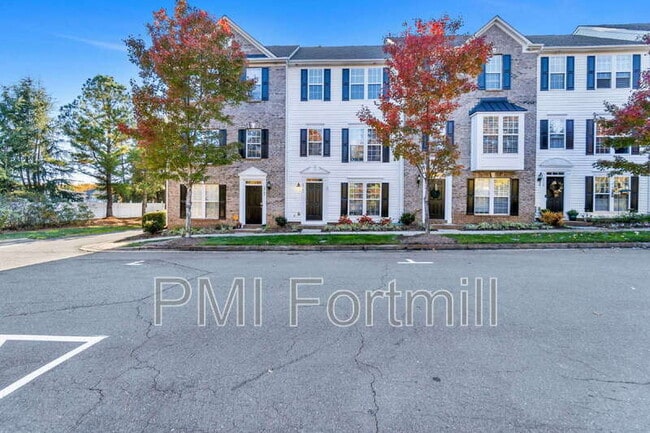 Photo - 15744 Kensington Palace Ln