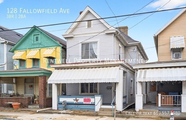 Photo - 128 Fallowfield Ave