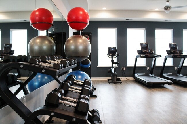 High Bluff 24-Hour Fitness Center