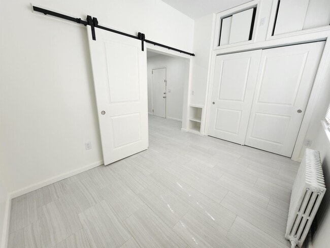 6109 Jackson St Unit 1F
