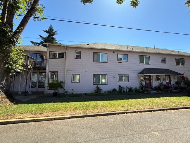 Photo - 291 Clay St W Unit 3