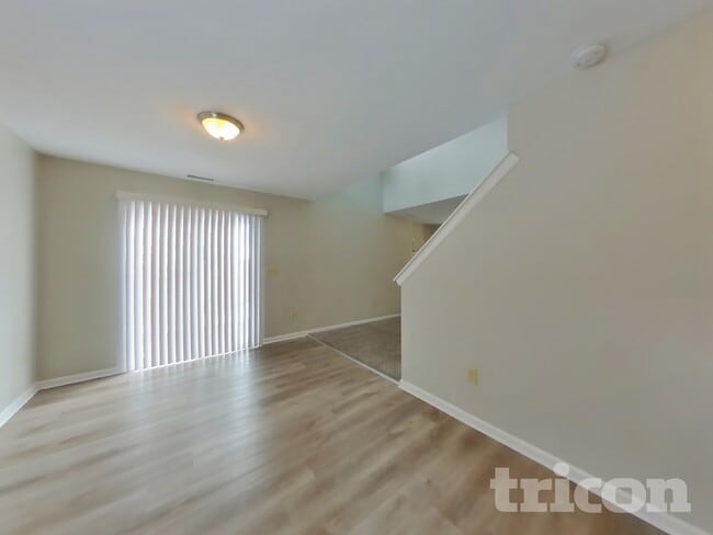 Photo - 2621 Grand Fir Dr