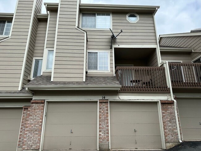 Photo - Spacious 2 Bed 2.5 Bath in the heart of Indian Creek