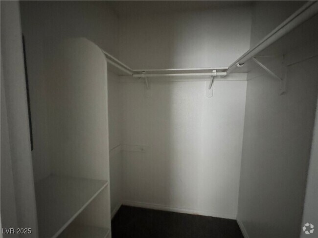 Building Photo - 3823 S Maryland Pkwy Unit L11 Rental