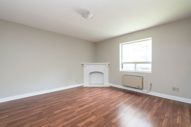 Photo - 83 Isabella St Unit 316