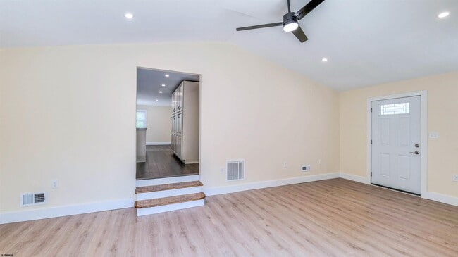 Photo - 700 E Brook Ln