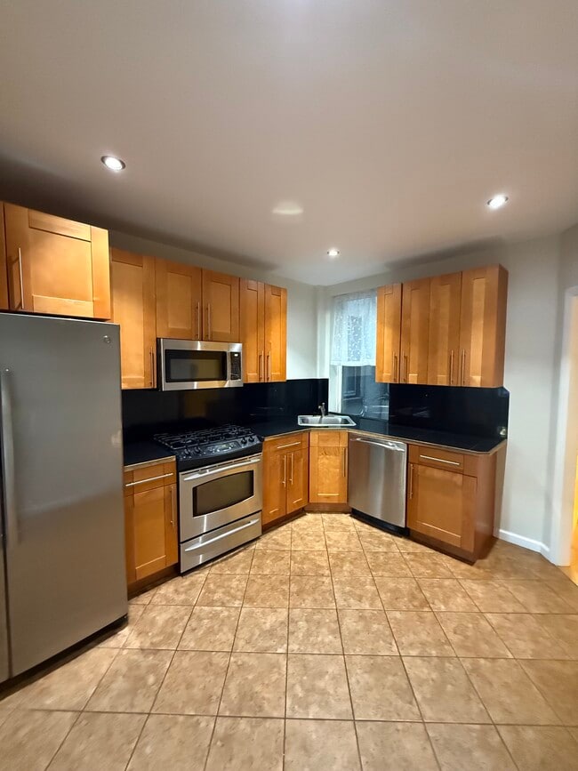 Photo - 7246 66th St Unit 1
