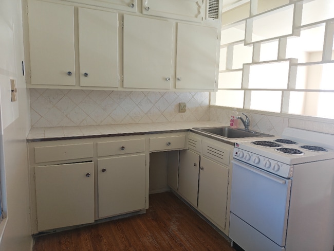 Photo - 10535 118th Ave N