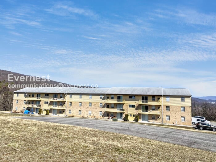 Photo - 12914 N Cresap St