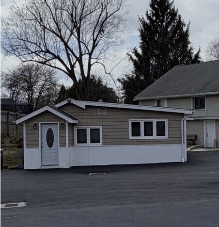 Photo - 80 Kings Ferry Rd