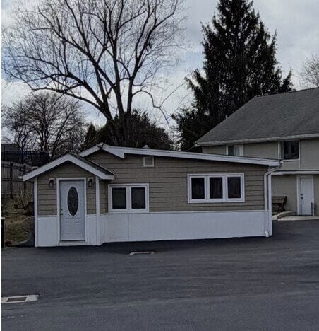 Building Photo - 80 Kings Ferry Rd