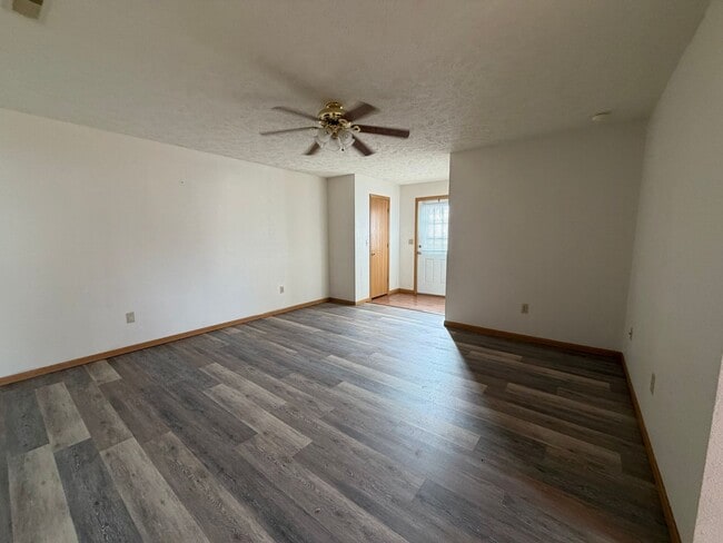 Photo - 2 Bed, 2 Bath Duplex outside of City Limits!