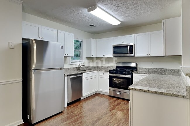 Photo - 149 Waters Edge Dr