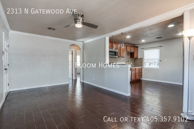 Photo - 2313 N Gatewood Ave