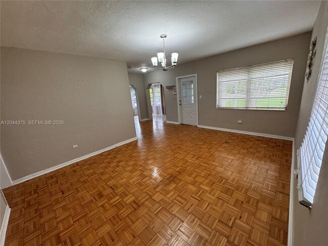 Photo - 2082 NE 180th St