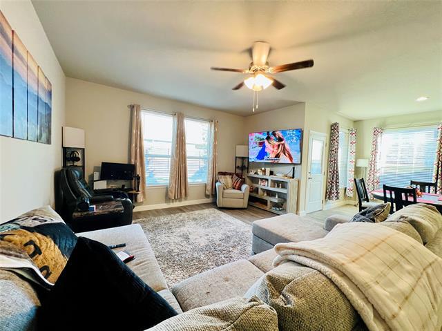 Photo - 15748 Putney Wy