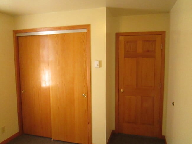 Photo - 605 Bremer St Unit C