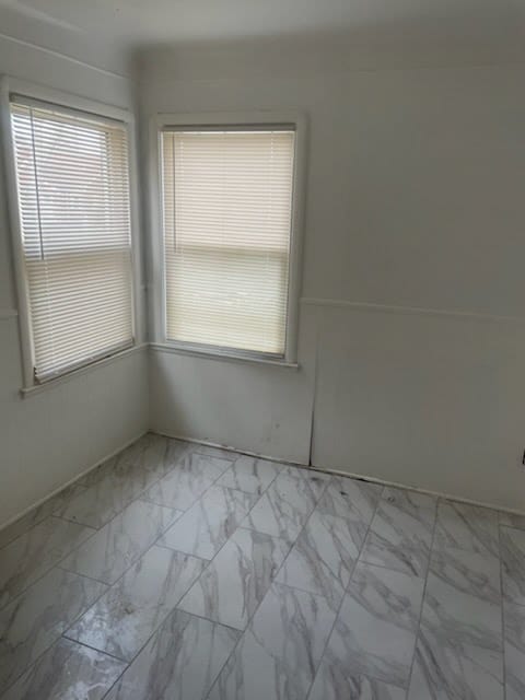 Photo - 12110 Laing St