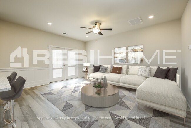 Photo - 175 Aurora Ln
