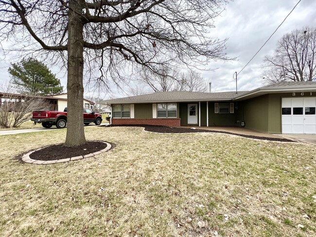 Photo - 3610 NW Michael St