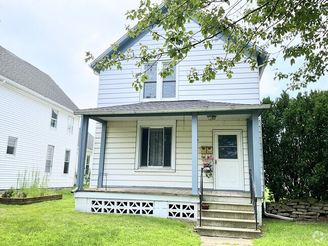 Building Photo - 904 Harrison Ave Rental