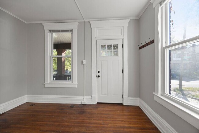 Photo - 371 Berkeley Rd