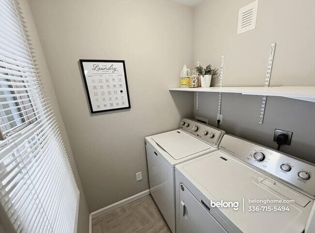 Photo - 404 Cook Rd