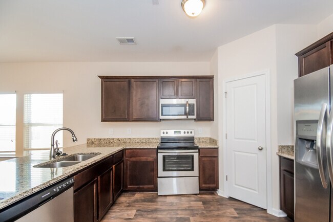 Photo - Beautiful Home!  Don't miss out, Apply tod...