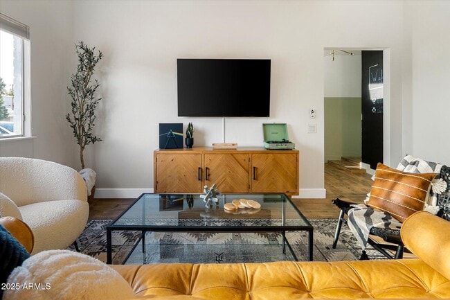 Photo - 2307 N 51st Pl