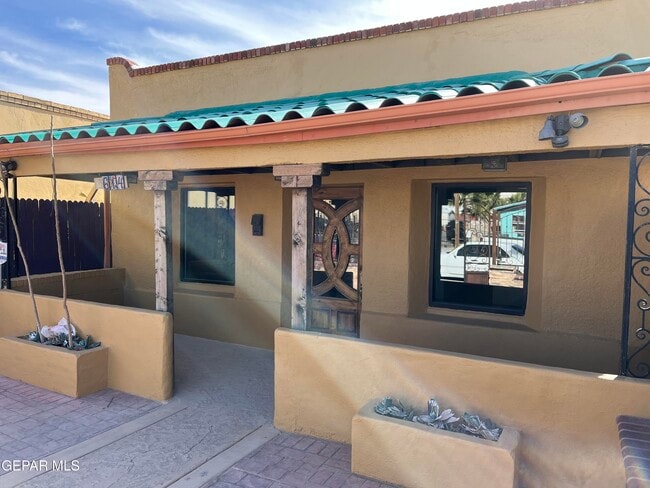 Photo - 3614 E Missouri Ave