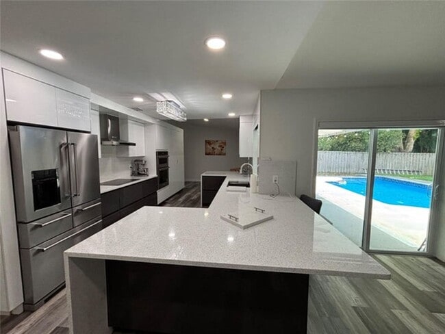 Photo - 6421 Crossbow Ct