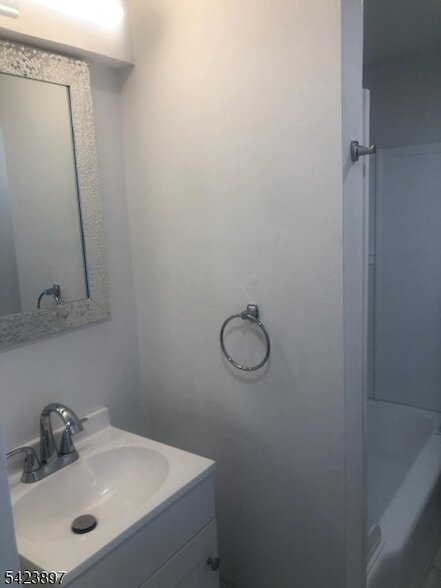 Photo - 60 E McFarlan St