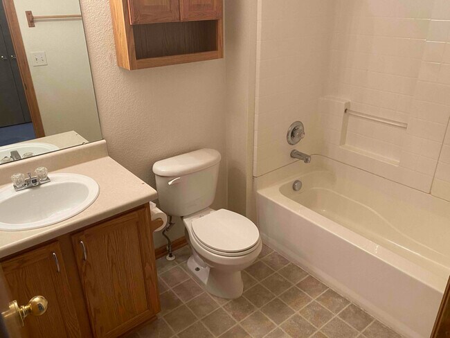 Photo - 8030 S Kittredge Ct