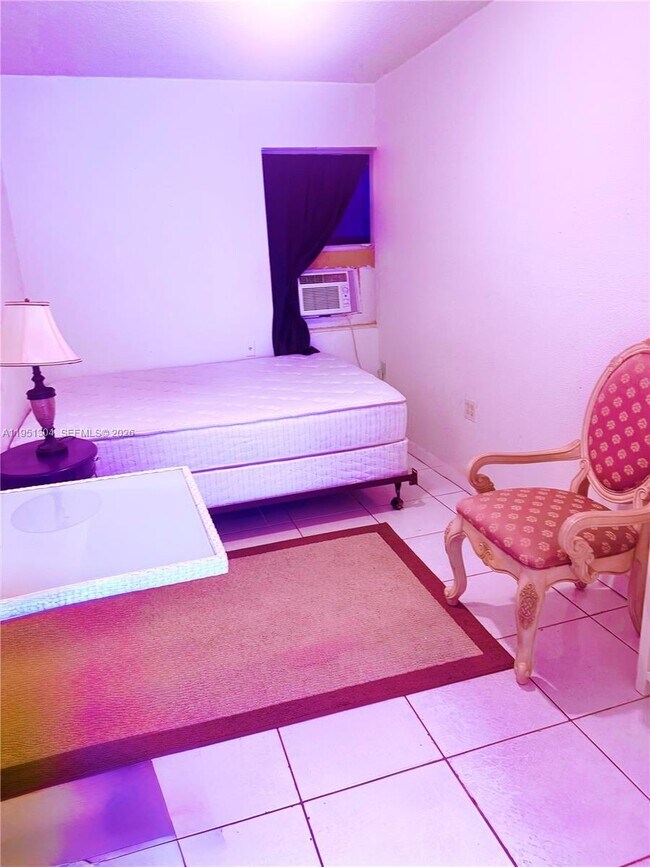 Photo - 1822 Cleveland St Unidad 4